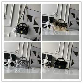 Picture of Chanel Handbags _SKUfw239840984fw
